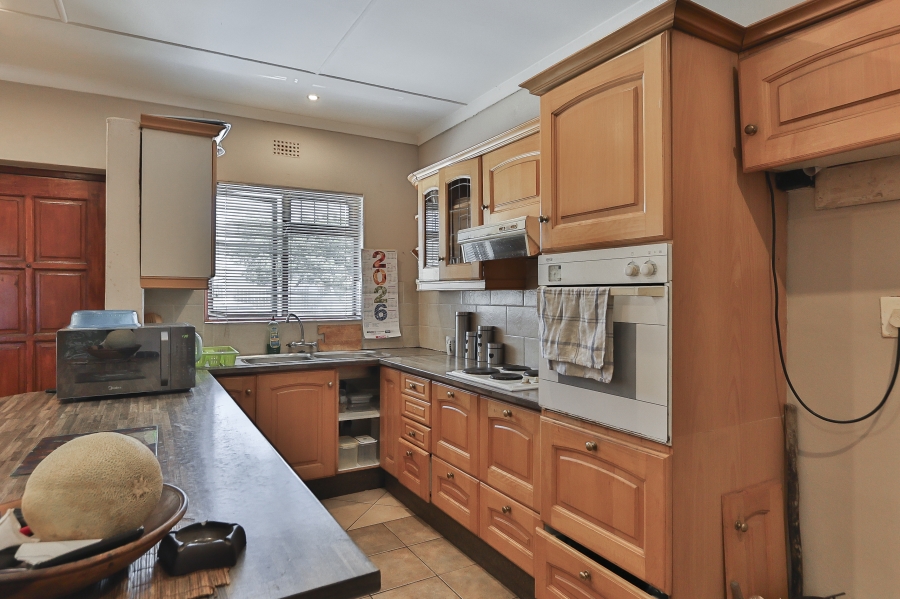 2 Bedroom Property for Sale in Gustrouw Western Cape